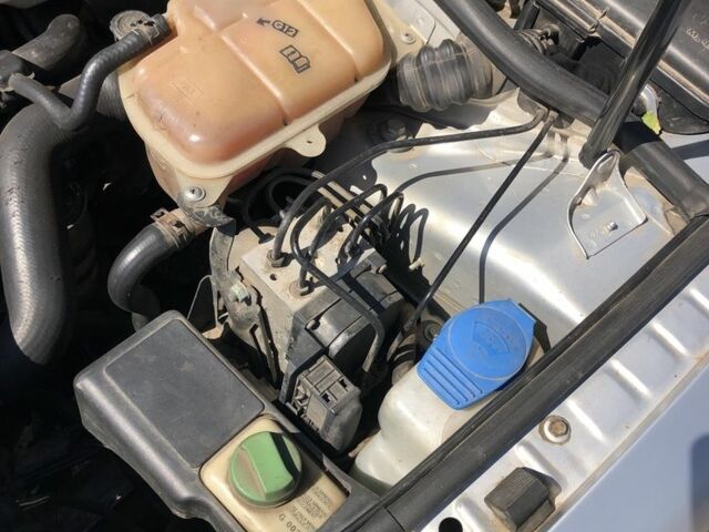 Серый Фольксваген Пассат Вариант, объемом двигателя 1.9 л и пробегом 380 тыс. км за 2900 $, фото 15 на Automoto.ua