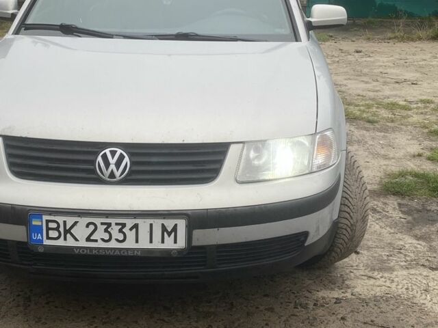 Фольксваген Пассат Вариант 1999 в Вараш (Кузнецовск) на Automoto.ua Серый Фольксваген Пассат Вариант, объемом двигателя 1.9 л и пробегом 408 тыс. км за 3100 $, фото 1 на Automoto.ua