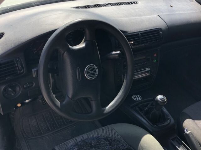 Серый Фольксваген Пассат Вариант, объемом двигателя 1.9 л и пробегом 380 тыс. км за 2900 $, фото 7 на Automoto.ua