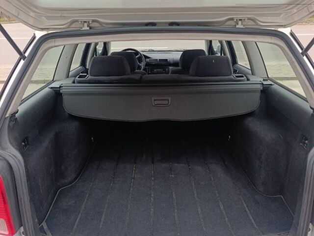 Сірий Фольксваген Пассат Варіант, об'ємом двигуна 1.8 л та пробігом 343 тис. км за 4488 $, фото 6 на Automoto.ua