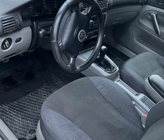 Серый Фольксваген Пассат Вариант, объемом двигателя 1.9 л и пробегом 340 тыс. км за 2500 $, фото 13 на Automoto.ua