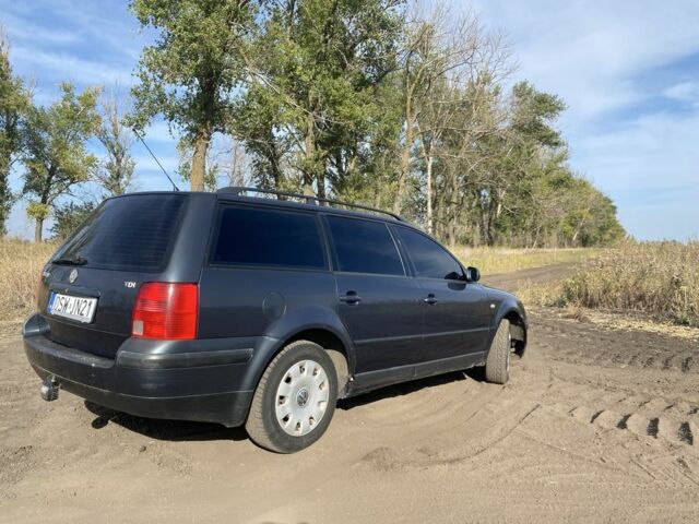 Серый Фольксваген Пассат Вариант, объемом двигателя 1.9 л и пробегом 500 тыс. км за 1100 $, фото 1 на Automoto.ua