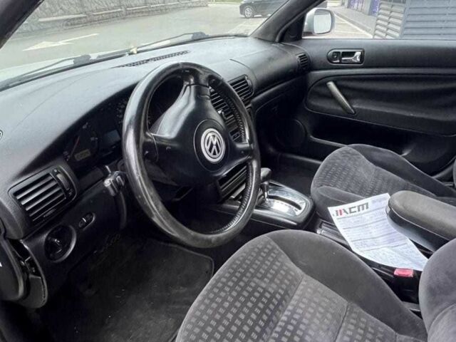 Серый Фольксваген Пассат Вариант, объемом двигателя 1.9 л и пробегом 383 тыс. км за 3450 $, фото 17 на Automoto.ua