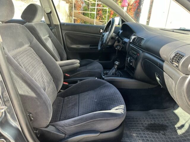 Серый Фольксваген Пассат Вариант, объемом двигателя 1.9 л и пробегом 400 тыс. км за 3700 $, фото 6 на Automoto.ua