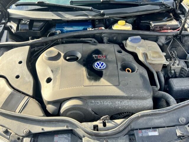 Серый Фольксваген Пассат Вариант, объемом двигателя 1.9 л и пробегом 350 тыс. км за 3300 $, фото 6 на Automoto.ua