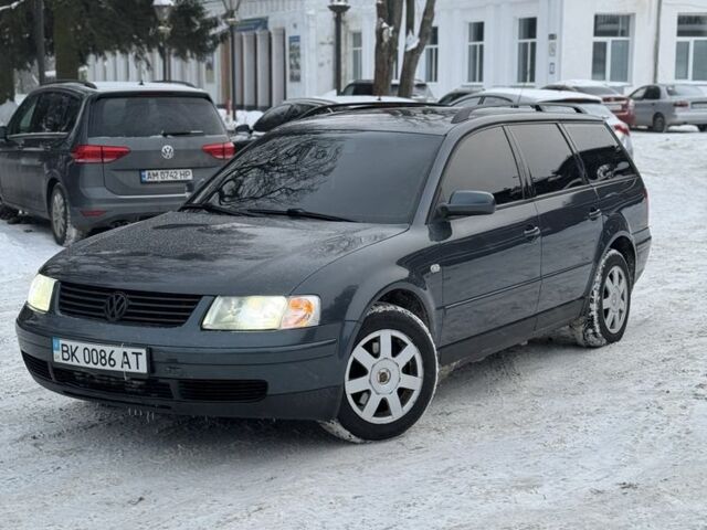 Сірий Фольксваген Пассат Варіант, об'ємом двигуна 1.8 л та пробігом 229 тис. км за 4200 $, фото 1 на Automoto.ua
