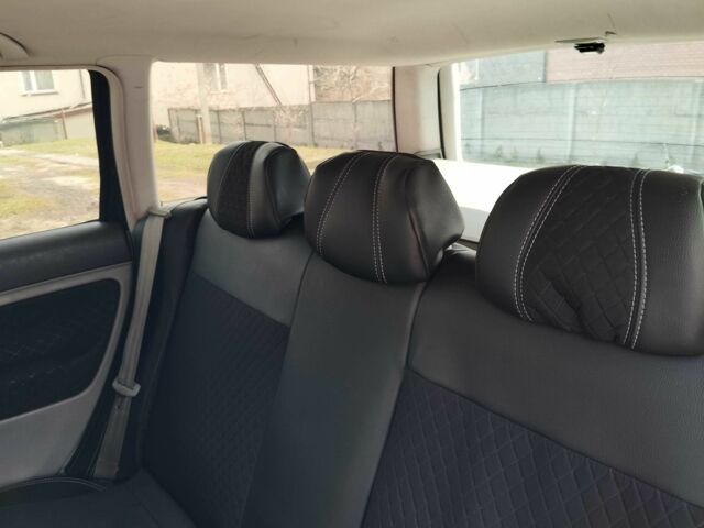 Серый Фольксваген Пассат Вариант, объемом двигателя 1.9 л и пробегом 453 тыс. км за 3200 $, фото 15 на Automoto.ua