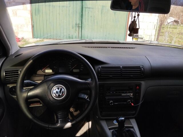 Серый Фольксваген Пассат Вариант, объемом двигателя 1.9 л и пробегом 453 тыс. км за 3200 $, фото 13 на Automoto.ua