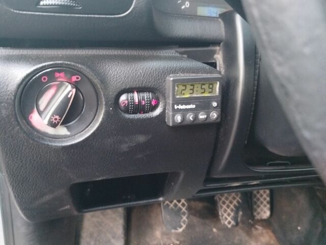 Сірий Фольксваген Пассат Варіант, об'ємом двигуна 0 л та пробігом 1000 тис. км за 1200 $, фото 1 на Automoto.ua