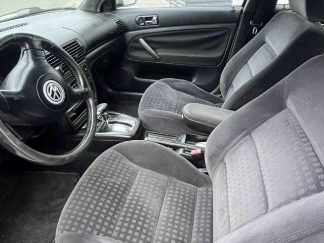 Серый Фольксваген Пассат Вариант, объемом двигателя 1.9 л и пробегом 383 тыс. км за 3450 $, фото 19 на Automoto.ua