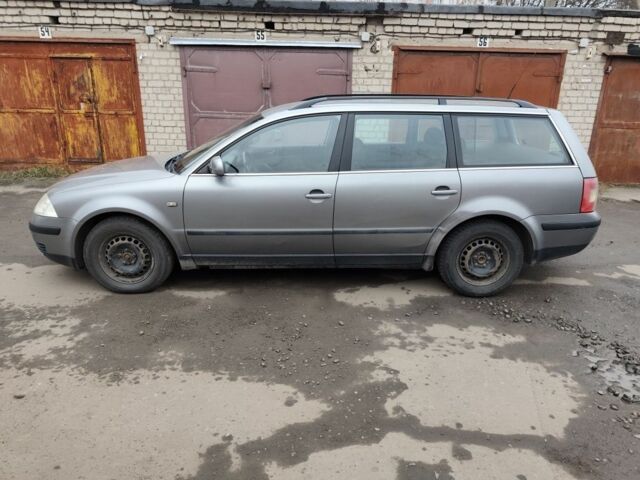 Серый Фольксваген Пассат Вариант, объемом двигателя 1.9 л и пробегом 350 тыс. км за 3900 $, фото 2 на Automoto.ua