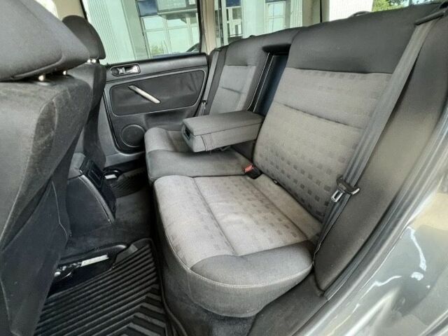 Фольксваген Пассат Вариант 2001 в Дунаевцах на Automoto.ua Серый Фольксваген Пассат Вариант, объемом двигателя 1.8 л и пробегом 295 тыс. км за 4700 $, фото 4 на Automoto.ua