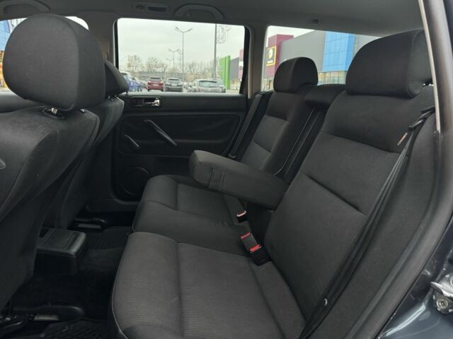 Сірий Фольксваген Пассат Варіант, об'ємом двигуна 2 л та пробігом 254 тис. км за 3990 $, фото 9 на Automoto.ua