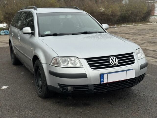 Серый Фольксваген Пассат Вариант, объемом двигателя 0 л и пробегом 222 тыс. км за 2699 $, фото 1 на Automoto.ua