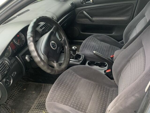 Сірий Фольксваген Пассат Варіант, об'ємом двигуна 1.9 л та пробігом 475 тис. км за 3000 $, фото 4 на Automoto.ua