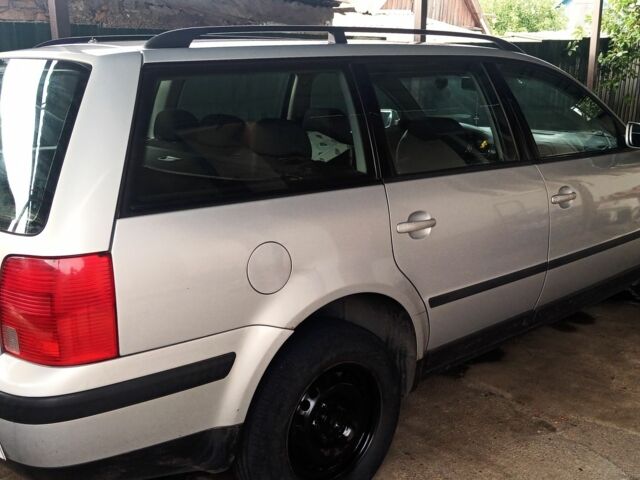 Серый Фольксваген Пассат Вариант, объемом двигателя 1.9 л и пробегом 260 тыс. км за 3000 $, фото 3 на Automoto.ua