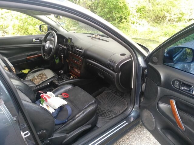 Серый Фольксваген Пассат Вариант, объемом двигателя 1.9 л и пробегом 345 тыс. км за 4100 $, фото 5 на Automoto.ua