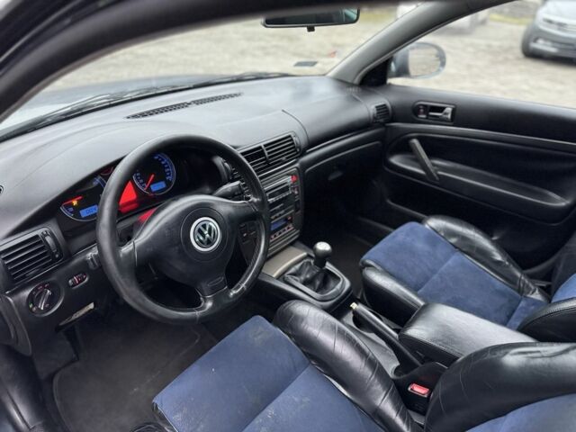 Серый Фольксваген Пассат Вариант, объемом двигателя 1.9 л и пробегом 396 тыс. км за 1950 $, фото 6 на Automoto.ua