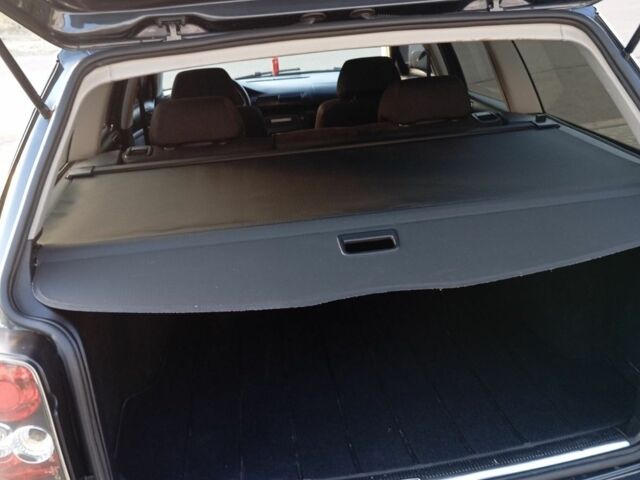 Серый Фольксваген Пассат Вариант, объемом двигателя 1.6 л и пробегом 254 тыс. км за 5100 $, фото 5 на Automoto.ua