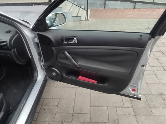 Сірий Фольксваген Пассат Варіант, об'ємом двигуна 1.9 л та пробігом 327 тис. км за 4500 $, фото 3 на Automoto.ua