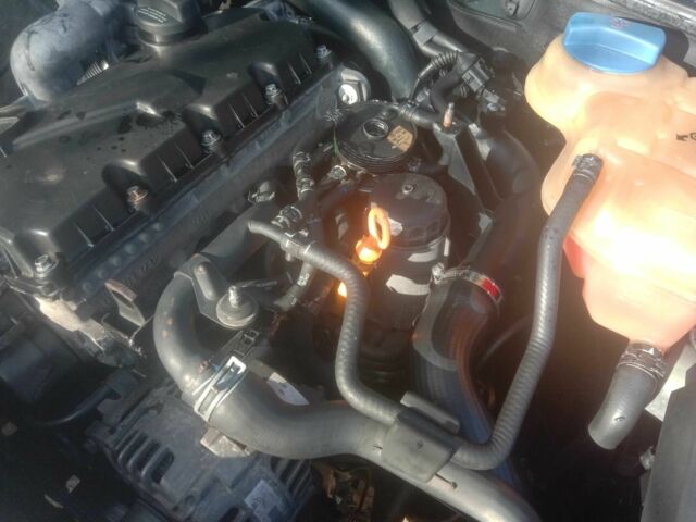 Серый Фольксваген Пассат Вариант, объемом двигателя 1.9 л и пробегом 401 тыс. км за 4200 $, фото 14 на Automoto.ua