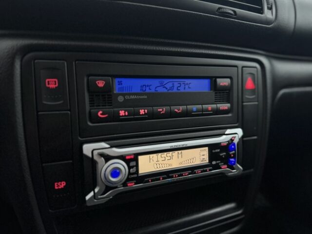 Сірий Фольксваген Пассат Варіант, об'ємом двигуна 2 л та пробігом 254 тис. км за 3990 $, фото 12 на Automoto.ua