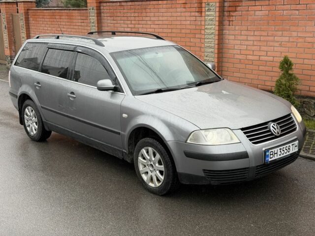 Серый Фольксваген Пассат Вариант, объемом двигателя 1.6 л и пробегом 260 тыс. км за 3499 $, фото 2 на Automoto.ua