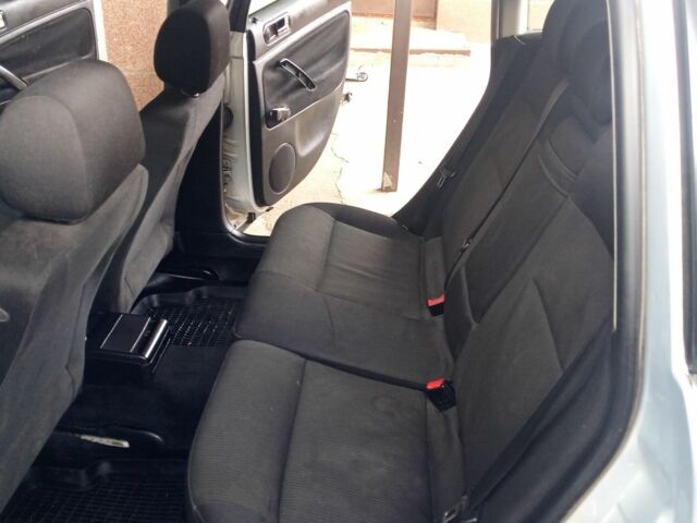 Серый Фольксваген Пассат Вариант, объемом двигателя 1.9 л и пробегом 260 тыс. км за 3000 $, фото 6 на Automoto.ua