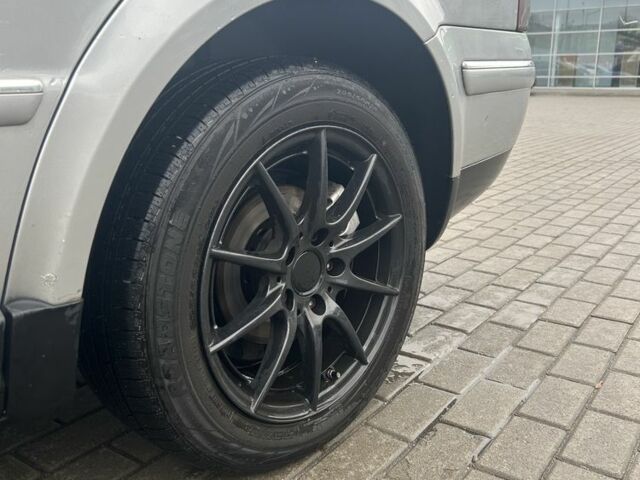 Сірий Фольксваген Пассат Варіант, об'ємом двигуна 2.5 л та пробігом 330 тис. км за 4700 $, фото 8 на Automoto.ua