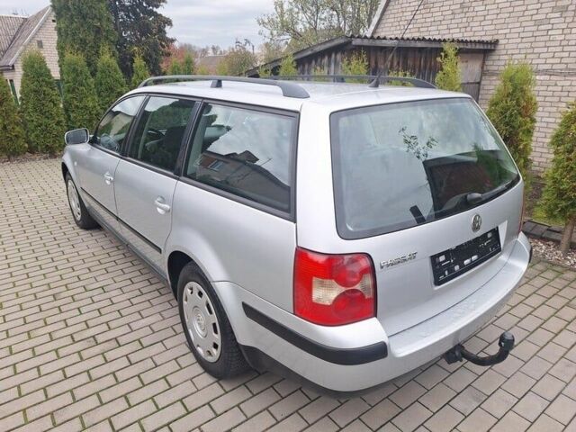 Сірий Фольксваген Пассат Варіант, об'ємом двигуна 0 л та пробігом 300 тис. км за 1350 $, фото 5 на Automoto.ua