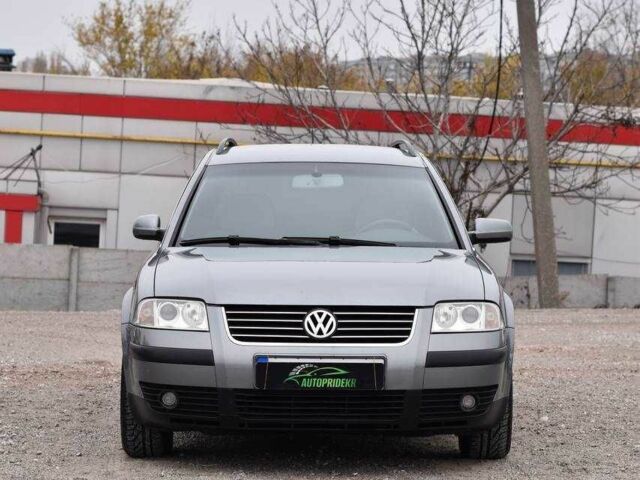 Серый Фольксваген Пассат Вариант, объемом двигателя 1.6 л и пробегом 205 тыс. км за 6250 $, фото 5 на Automoto.ua