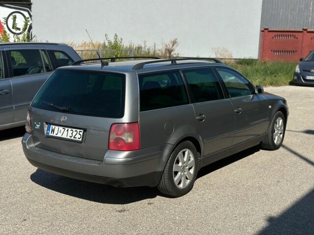 Фольксваген Пассат Вариант 2002 в Кременце на Automoto.ua Серый Фольксваген Пассат Вариант, объемом двигателя 0 л и пробегом 300 тыс. км за 1799 $, фото 3 на Automoto.ua