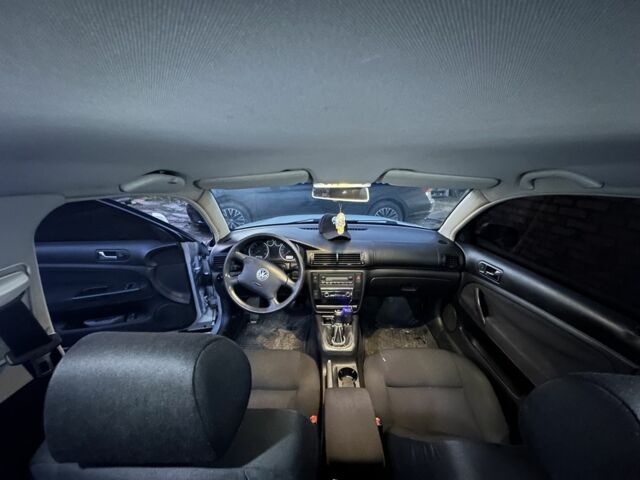 Серый Фольксваген Пассат Вариант, объемом двигателя 1.6 л и пробегом 245 тыс. км за 2200 $, фото 12 на Automoto.ua