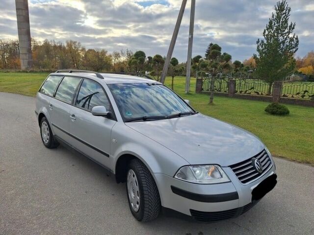 Сірий Фольксваген Пассат Варіант, об'ємом двигуна 0 л та пробігом 300 тис. км за 1350 $, фото 2 на Automoto.ua