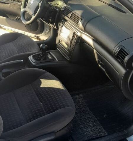 Серый Фольксваген Пассат Вариант, объемом двигателя 1.9 л и пробегом 300 тыс. км за 4000 $, фото 9 на Automoto.ua