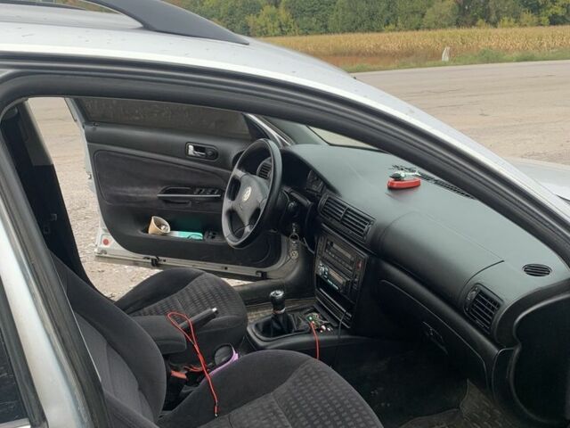 Серый Фольксваген Пассат Вариант, объемом двигателя 1.6 л и пробегом 327 тыс. км за 3000 $, фото 6 на Automoto.ua