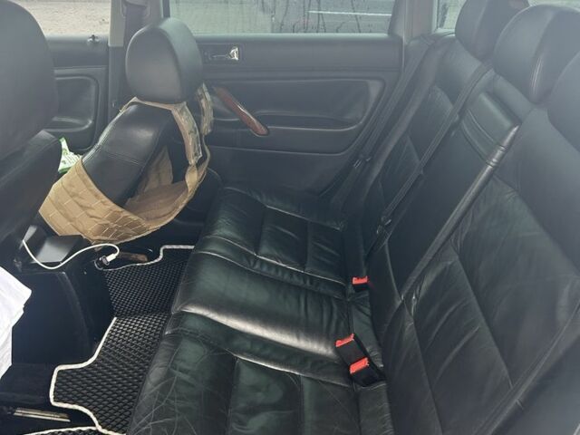 Сірий Фольксваген Пассат Варіант, об'ємом двигуна 2.5 л та пробігом 330 тис. км за 4700 $, фото 7 на Automoto.ua