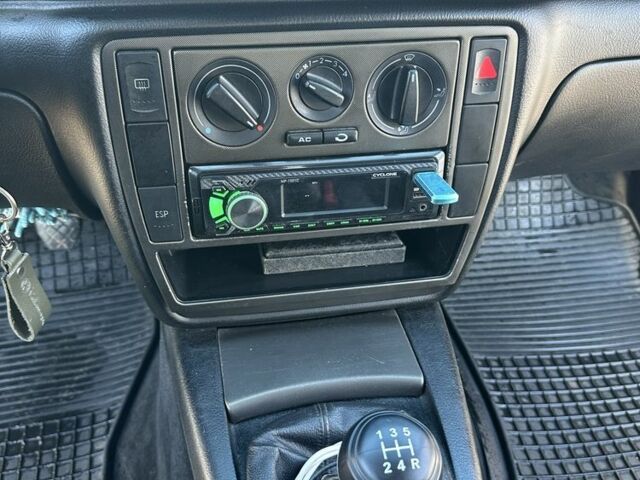 Сірий Фольксваген Пассат Варіант, об'ємом двигуна 1.9 л та пробігом 278 тис. км за 2700 $, фото 6 на Automoto.ua