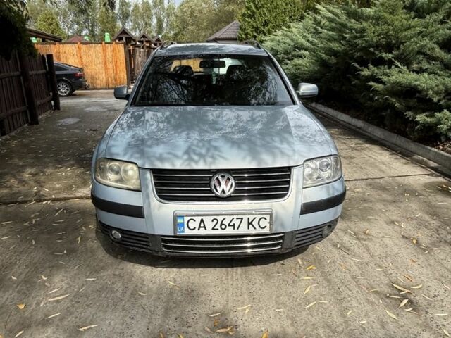 Фольксваген Пассат Вариант 2002 в Смеле на Automoto.ua Серый Фольксваген Пассат Вариант, объемом двигателя 1.9 л и пробегом 300 тыс. км за 3800 $, фото 1 на Automoto.ua