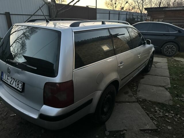 Серый Фольксваген Пассат Вариант, объемом двигателя 1.6 л и пробегом 245 тыс. км за 2200 $, фото 6 на Automoto.ua