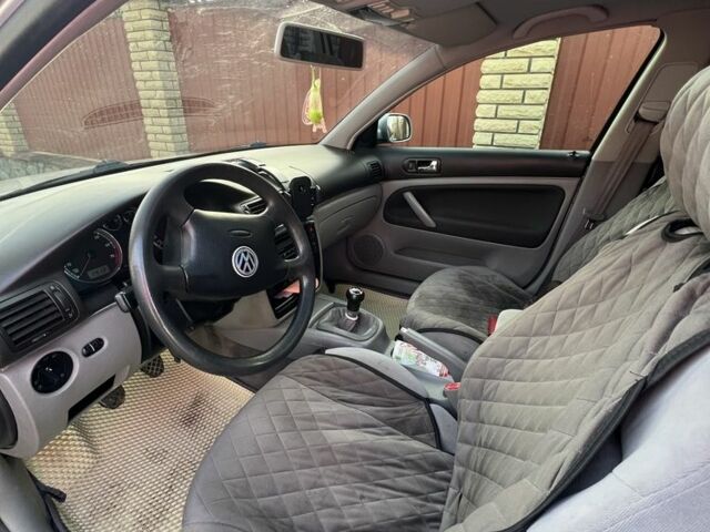 Сірий Фольксваген Пассат Варіант, об'ємом двигуна 1.6 л та пробігом 310 тис. км за 4300 $, фото 16 на Automoto.ua