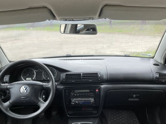 Сірий Фольксваген Пассат Варіант, об'ємом двигуна 1.9 л та пробігом 300 тис. км за 2300 $, фото 7 на Automoto.ua