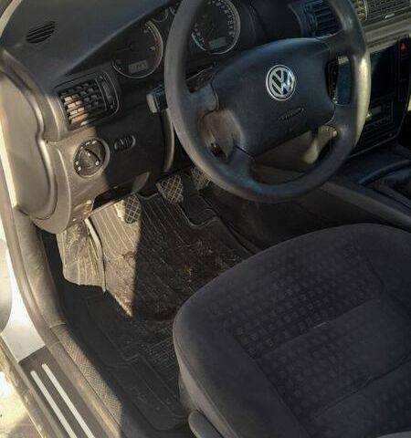 Серый Фольксваген Пассат Вариант, объемом двигателя 1.9 л и пробегом 300 тыс. км за 4000 $, фото 8 на Automoto.ua