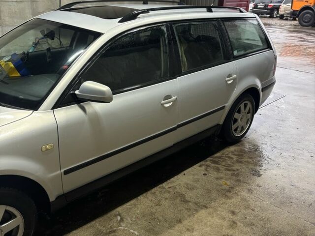 Серый Фольксваген Пассат Вариант, объемом двигателя 1.9 л и пробегом 334 тыс. км за 2550 $, фото 3 на Automoto.ua