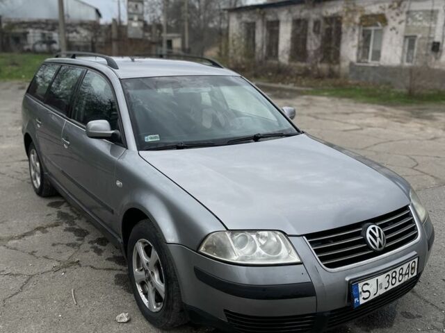 Сірий Фольксваген Пассат Варіант, об'ємом двигуна 1.9 л та пробігом 300 тис. км за 2300 $, фото 1 на Automoto.ua