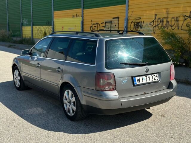 Фольксваген Пассат Вариант 2002 в Кременце на Automoto.ua Серый Фольксваген Пассат Вариант, объемом двигателя 0 л и пробегом 300 тыс. км за 1799 $, фото 2 на Automoto.ua