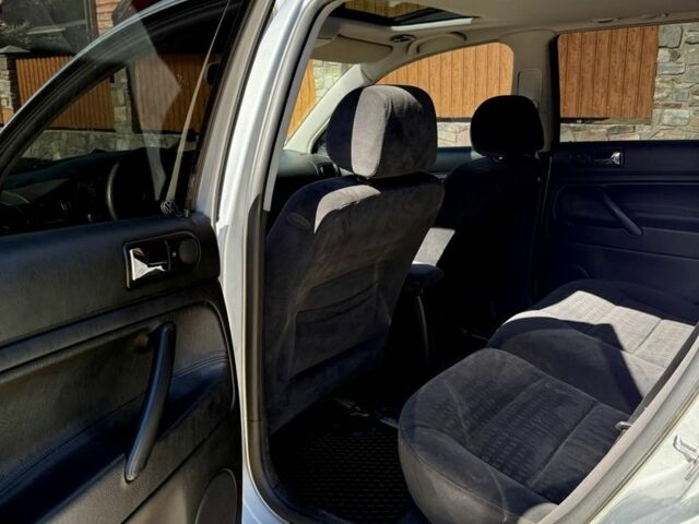 Серый Фольксваген Пассат Вариант, объемом двигателя 2.5 л и пробегом 350 тыс. км за 4500 $, фото 6 на Automoto.ua