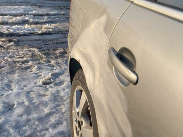 Сірий Фольксваген Пассат Варіант, об'ємом двигуна 9 л та пробігом 480 тис. км за 1000 $, фото 1 на Automoto.ua