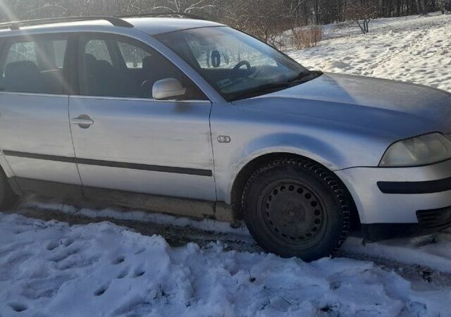 Серый Фольксваген Пассат Вариант, объемом двигателя 1.9 л и пробегом 300 тыс. км за 4000 $, фото 1 на Automoto.ua