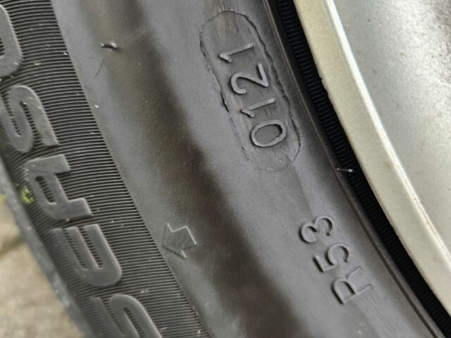 Фольксваген Пассат Варіант 2003 у Житомирі на Automoto.ua Сірий Фольксваген Пассат Варіант, об'ємом двигуна 1.9 л та пробігом 300 тис. км за 2100 $, фото 21 на Automoto.ua